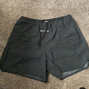 Fear of God Essential 3M shorts